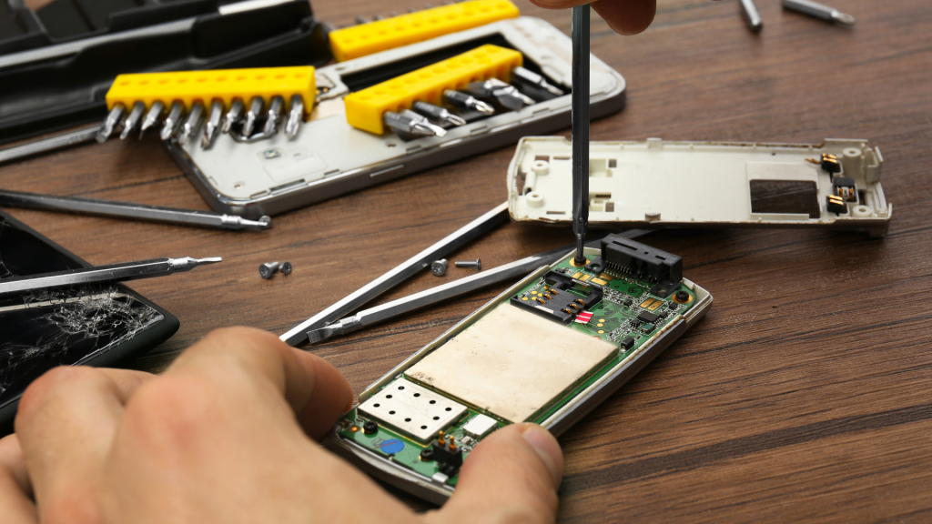 มือถือตกน้ำ Xiaomi ทำอย่างไร - ศูนย์ซ่อมโทรศัพท์ เชียงใหม่ - ศูนย์ซ่อมโทรศัพท์ เชียงใหม่