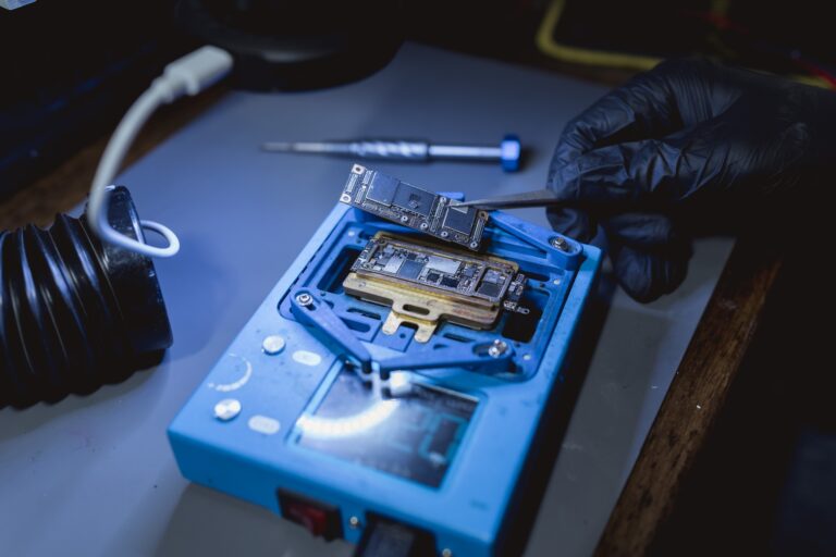 ร้านซ่อมโทรศัพท์มือถือ iPhone เชียงใหม่ Take Care Service 51